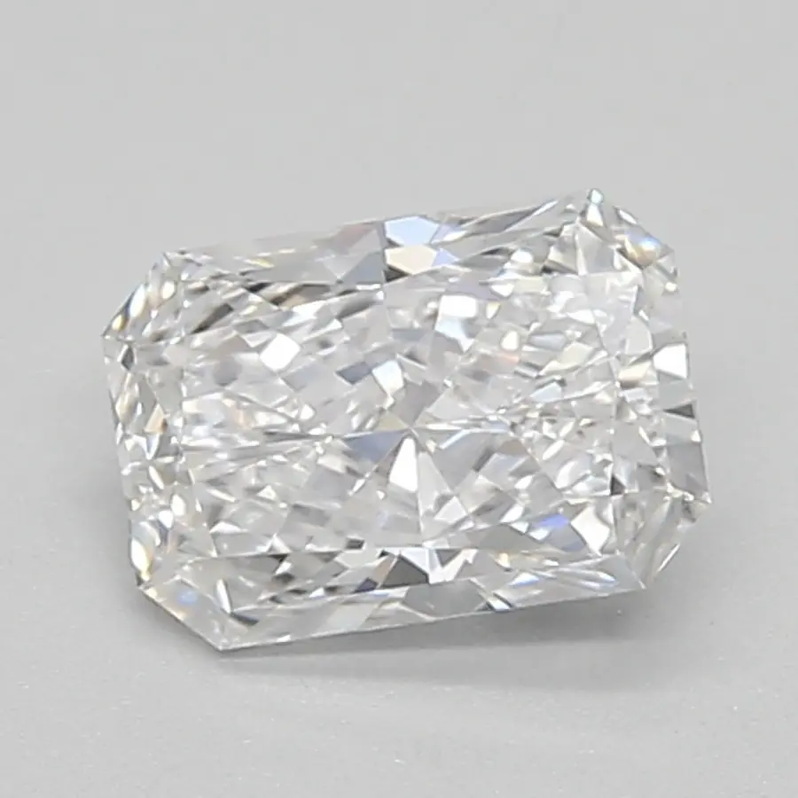 0.63ct E VVS2 Radiant (IGI)