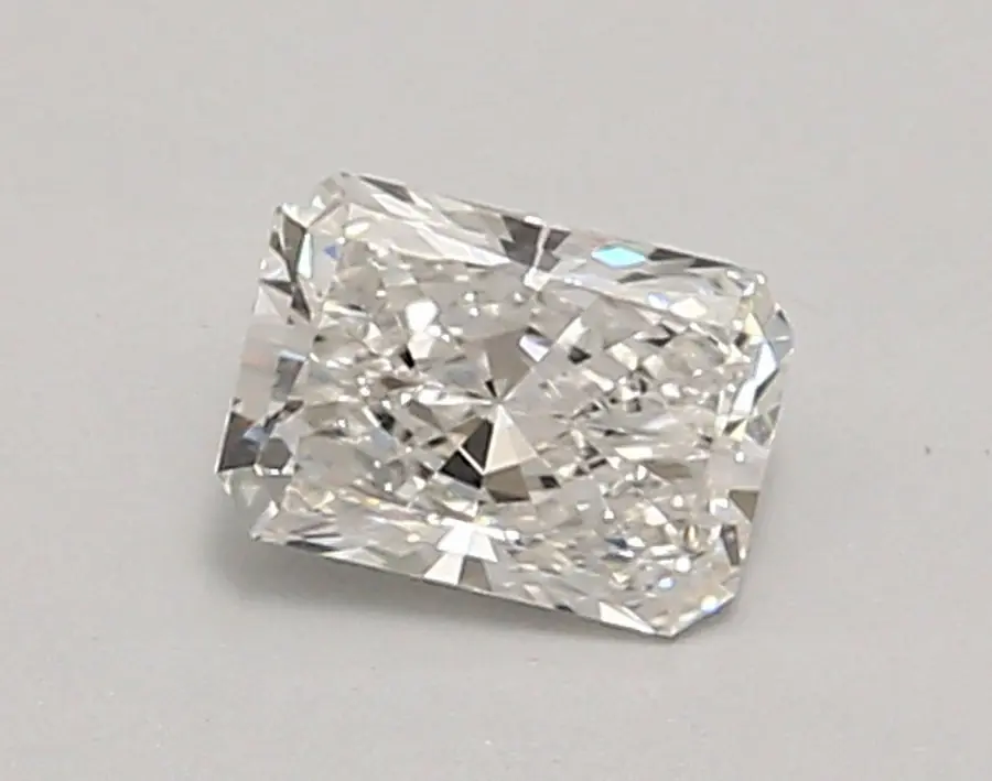 0.63ct E VS1 Radiant (IGI)