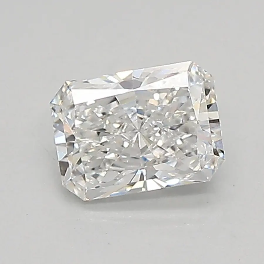 0.63ct E VVS2 Radiant (IGI)