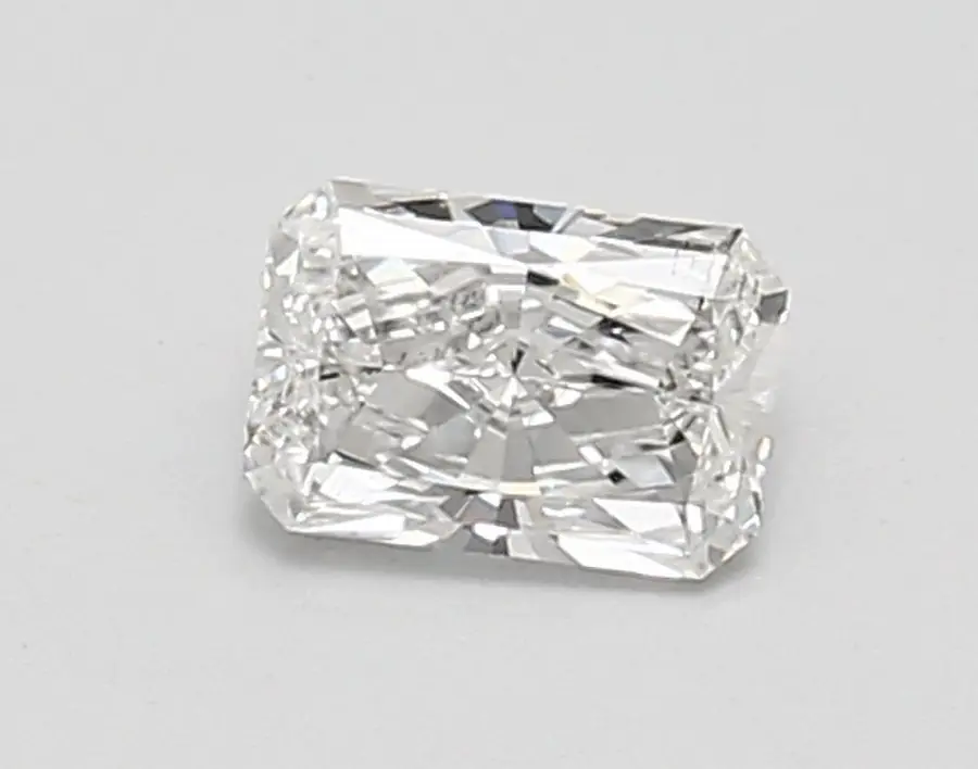 0.62ct E SI1 Radiant (IGI)