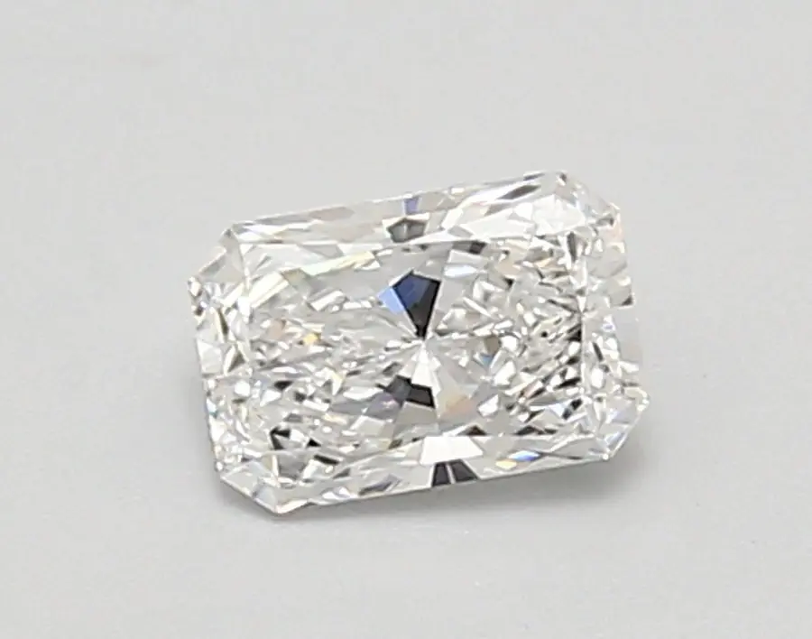 0.62ct D VVS2 Radiant (IGI)