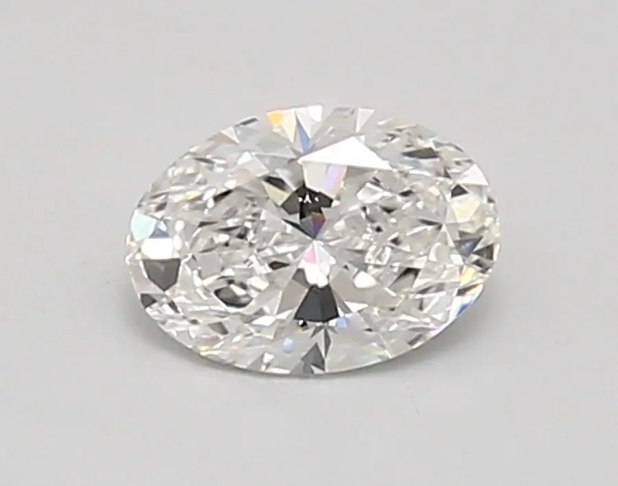 0.61ct E VVS1 Oval (IGI)