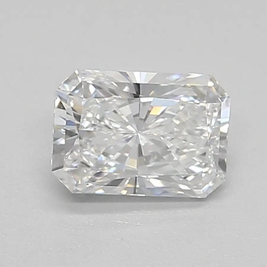 0.61ct E VVS2 Radiant (IGI)