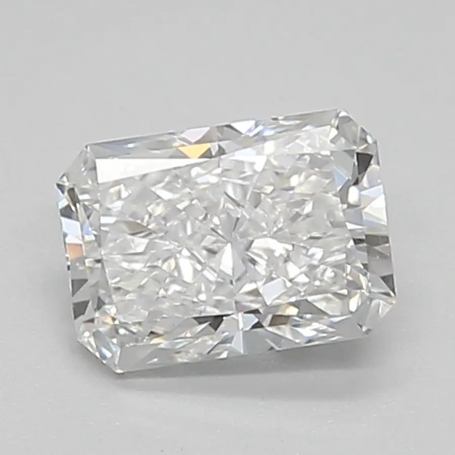 0.61ct E VVS2 Radiant (IGI)
