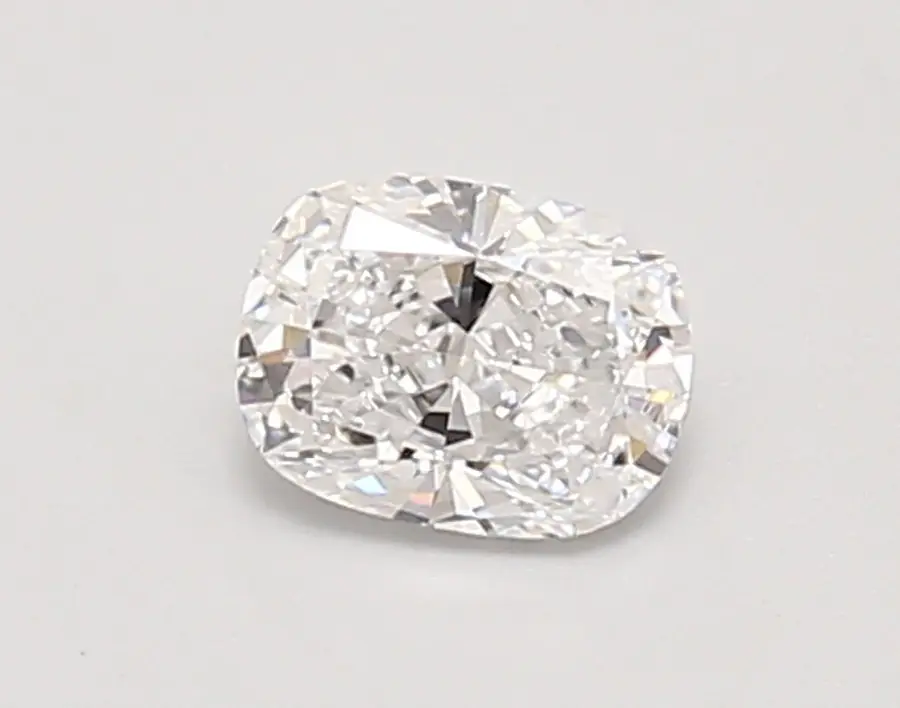 0.61ct D VVS2 Cushion (IGI)