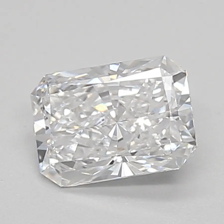 0.59ct D VVS2 Radiant (IGI)