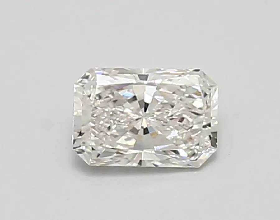 0.58ct D VVS1 Radiant (IGI)