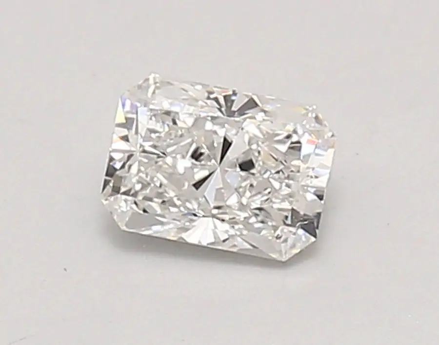 0.58ct D VVS2 Radiant (IGI)