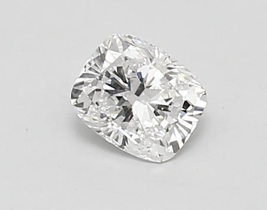 0.58ct D VVS1 Cushion (IGI)