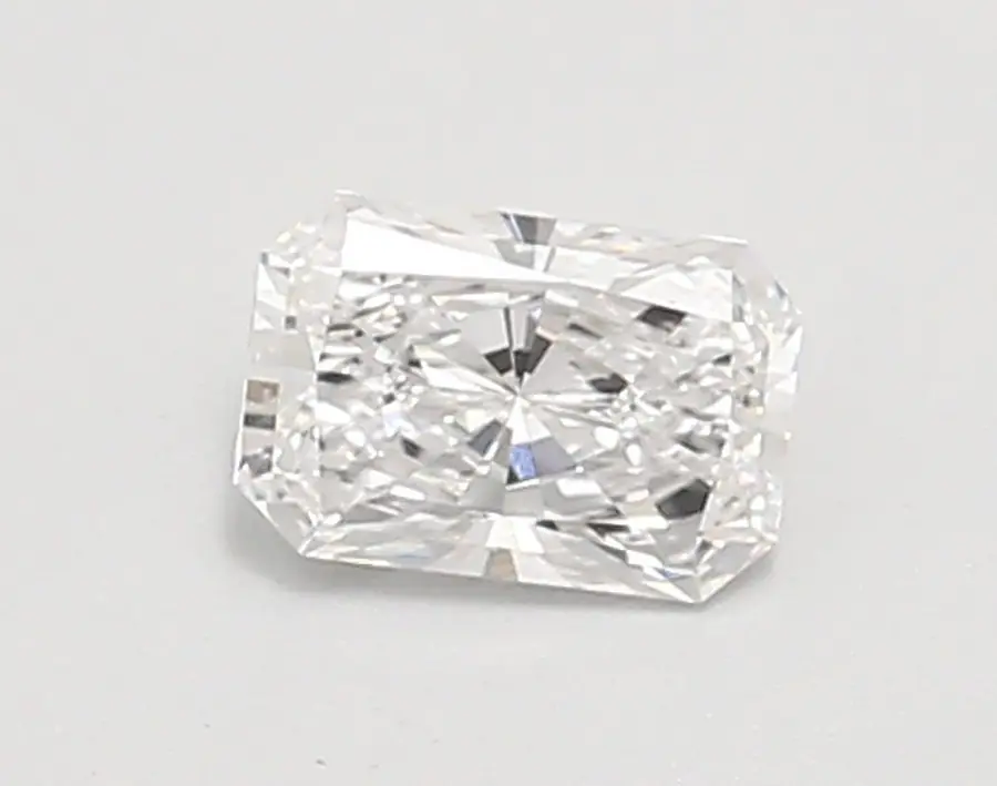 0.57ct D VVS1 Radiant (IGI)
