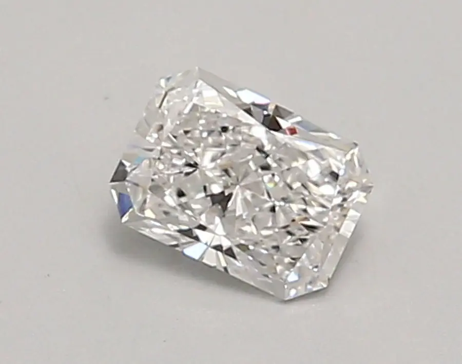 0.57ct D VVS1 Radiant (IGI)