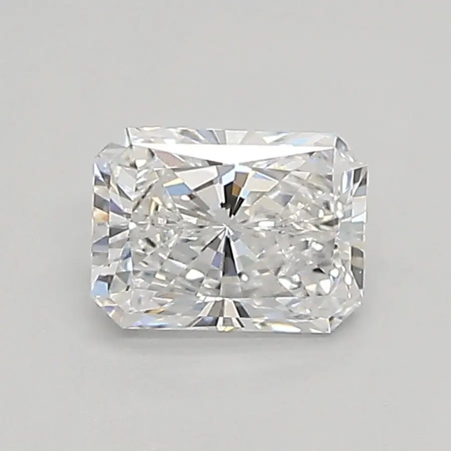 0.56ct E VVS1 Radiant (IGI)