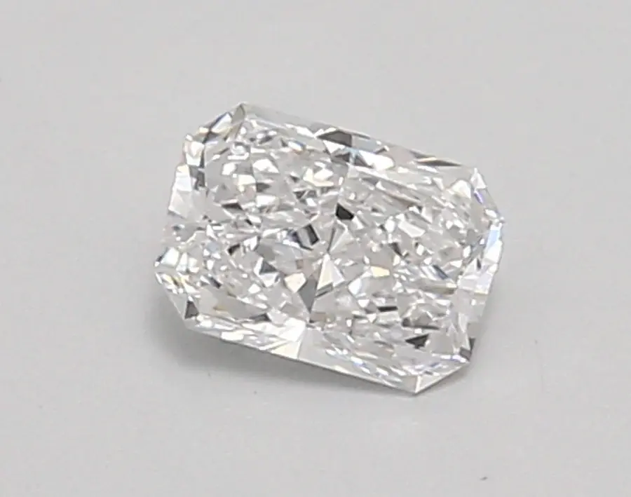 0.56ct D VS1 Radiant (IGI)