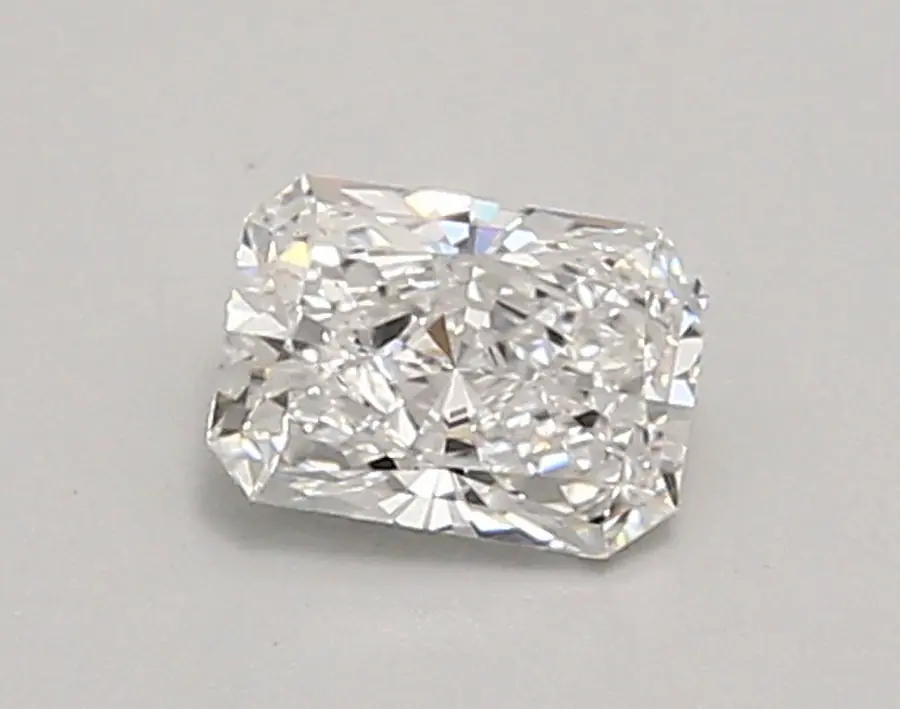 0.56ct D VS1 Radiant (IGI)