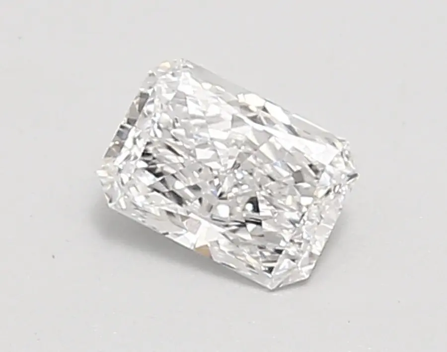 0.55ct D VVS1 Radiant (IGI)