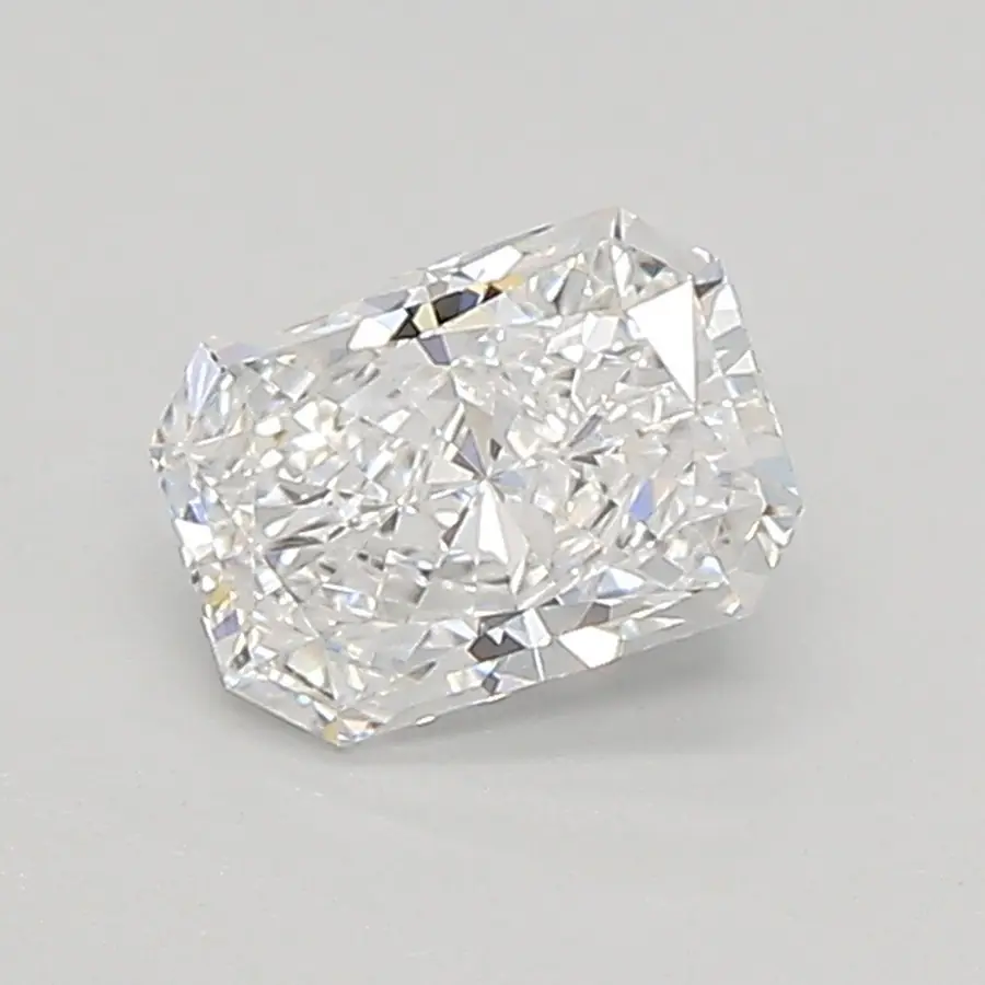 0.54ct D VVS2 Radiant (IGI)