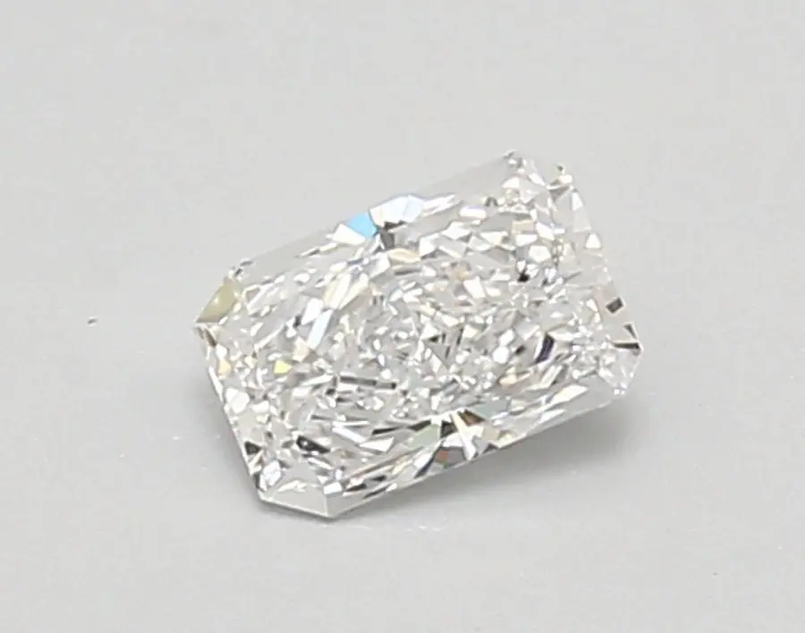 0.52ct D VVS1 Radiant (IGI)