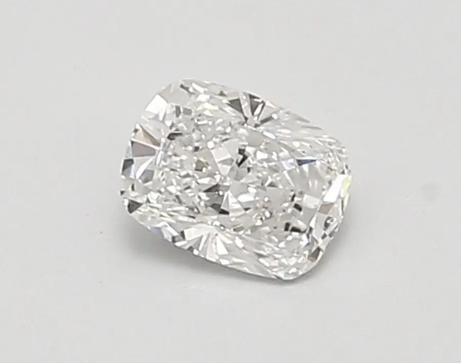 0.52ct E VVS2 Cushion (IGI)