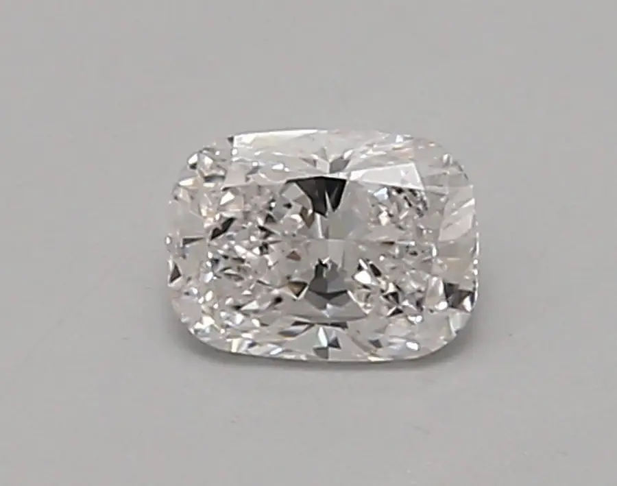 0.52ct E VVS1 Cushion (IGI)