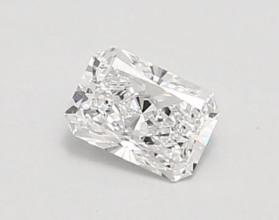 0.51ct D VVS1 Radiant (IGI)