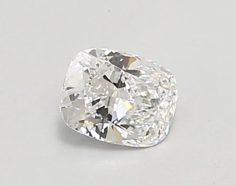 0.51ct D VVS2 Cushion (IGI)