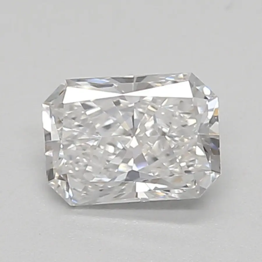 0.49ct E VVS2 Radiant (IGI)