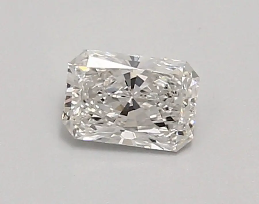 0.49ct E VVS2 Radiant (IGI)