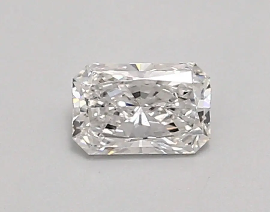 0.47ct E VS1 Radiant (IGI)