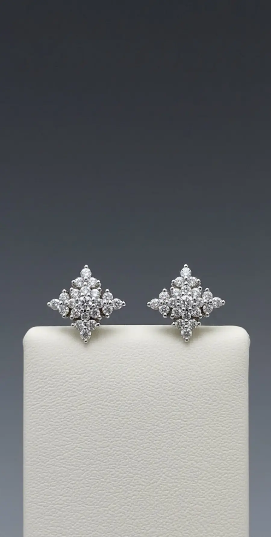Northern Star" 18K White Gold Diamond Cluster Stud Earrings (0.65ct DWT)