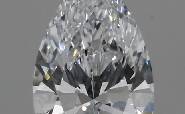 0.45ct F VVS1 Pear (IGI)