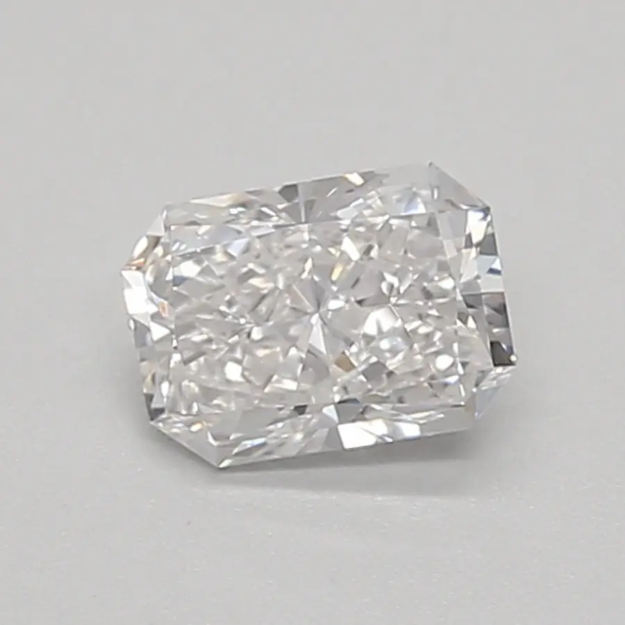 0.45ct E VVS2 Radiant (IGI)
