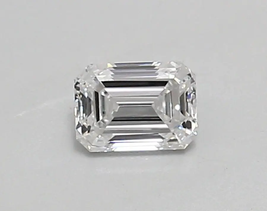 0.45ct D VVS1 Emerald (IGI)