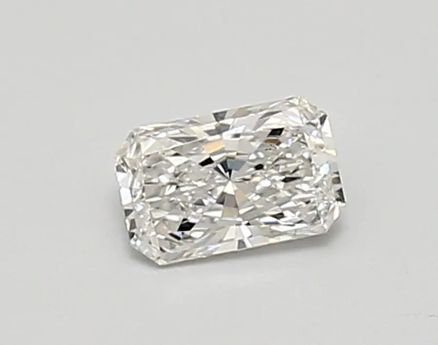 0.44ct E VS2 Radiant (IGI)