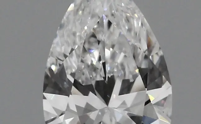 0.43ct E VVS1 Pear (IGI)