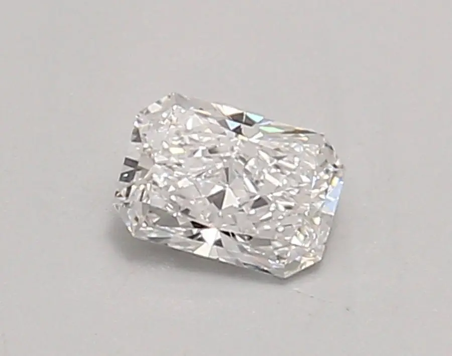0.43ct D VVS1 Radiant (IGI)