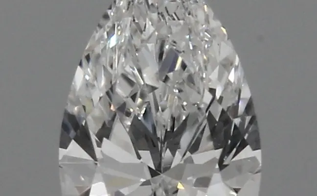 0.42ct F VVS1 Pear (IGI)