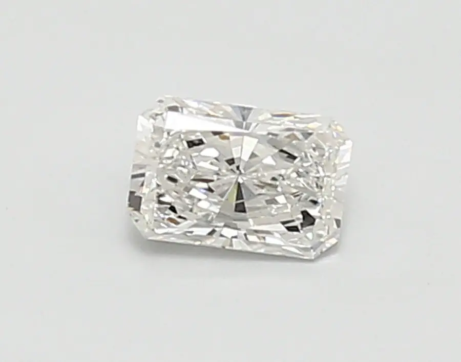 0.42ct F VS1 Radiant (IGI)