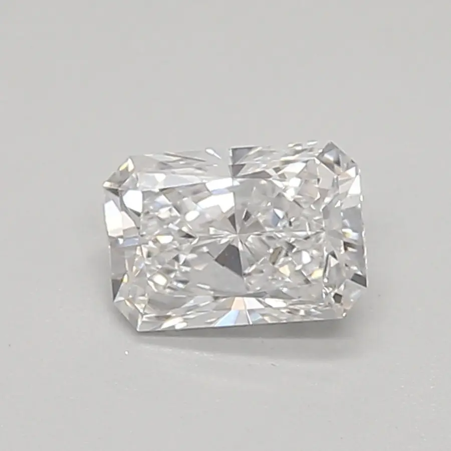 0.42ct D VVS1 Radiant (IGI)
