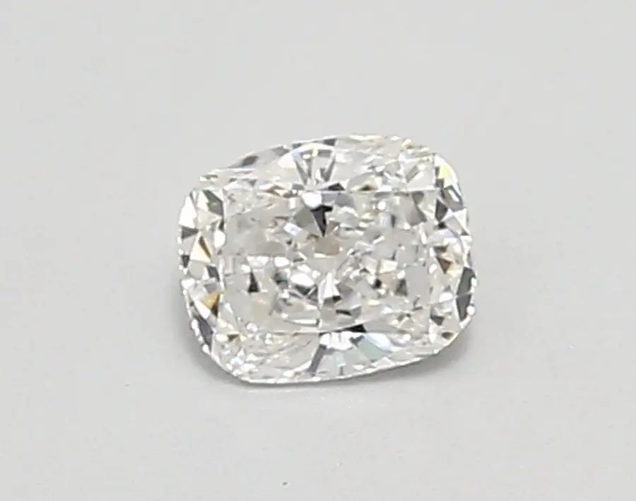 0.42ct E VVS1 Cushion (IGI)