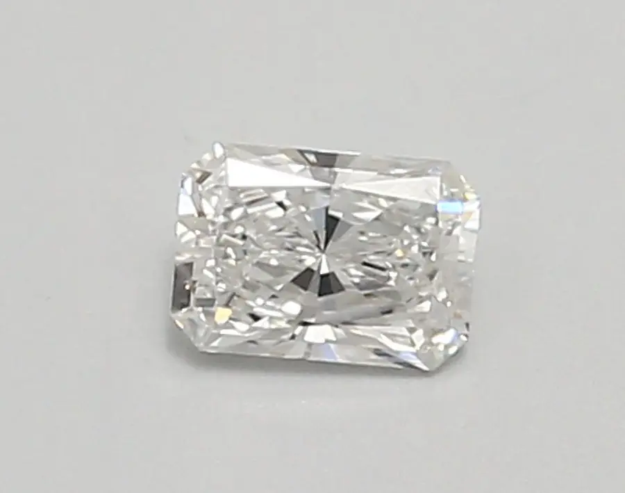 0.41ct D VVS1 Radiant (IGI)