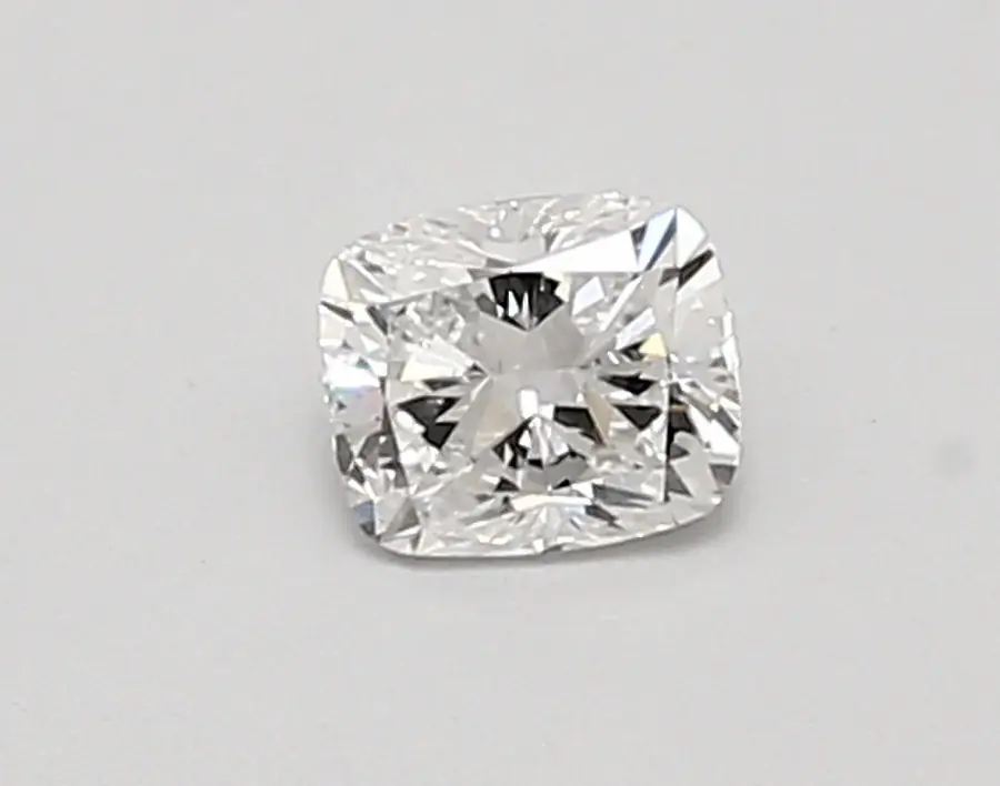 0.41ct D VVS2 Cushion (IGI)