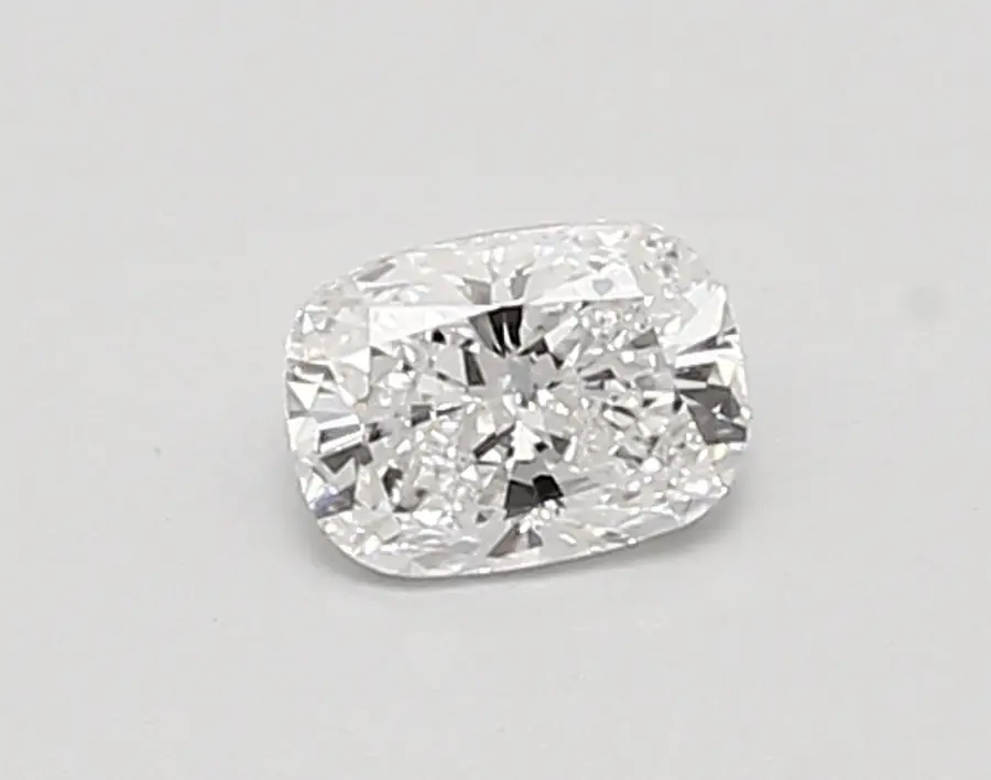 0.41ct D VVS2 Cushion (IGI)