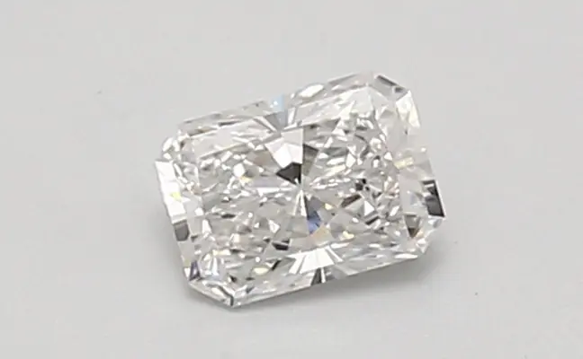 0.39ct E VS1 Radiant (IGI)