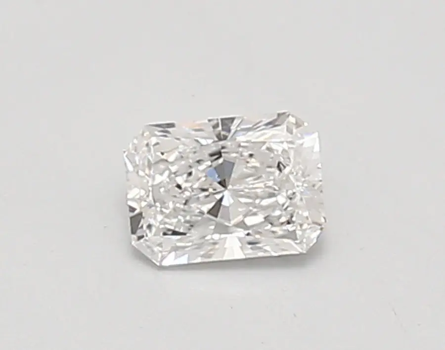 0.39ct D VS2 Radiant (IGI)