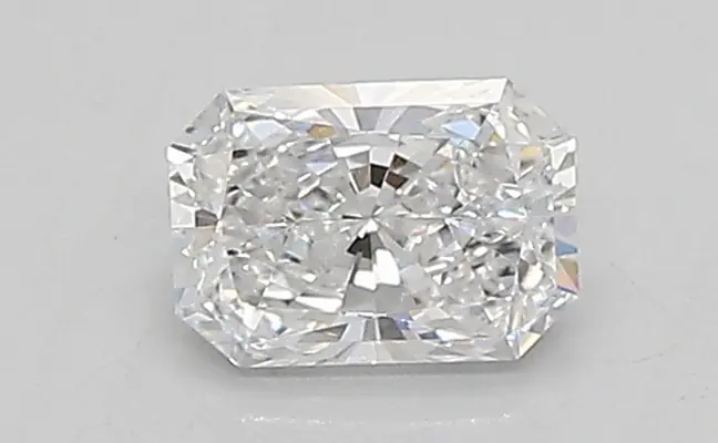 0.39ct D VVS2 Radiant (IGI)