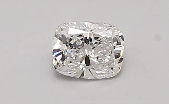 0.39ct D VVS2 Cushion (IGI)