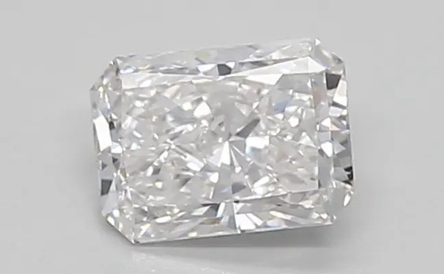 0.38ct E VVS2 Radiant (IGI)