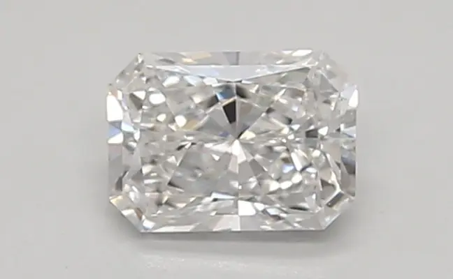 0.38ct E IF Radiant (IGI)