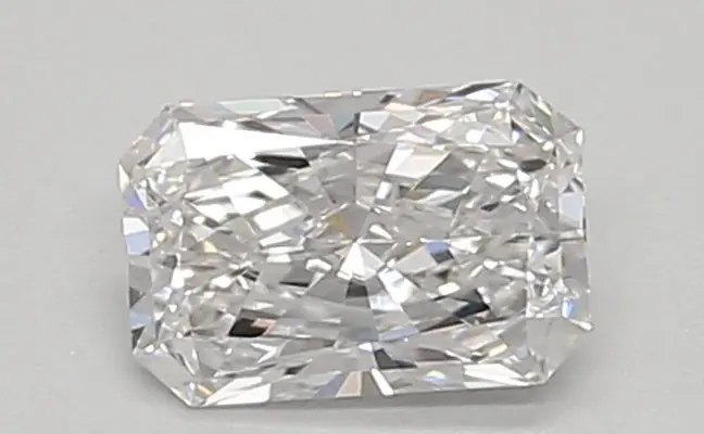 0.37ct E VVS1 Radiant (IGI)