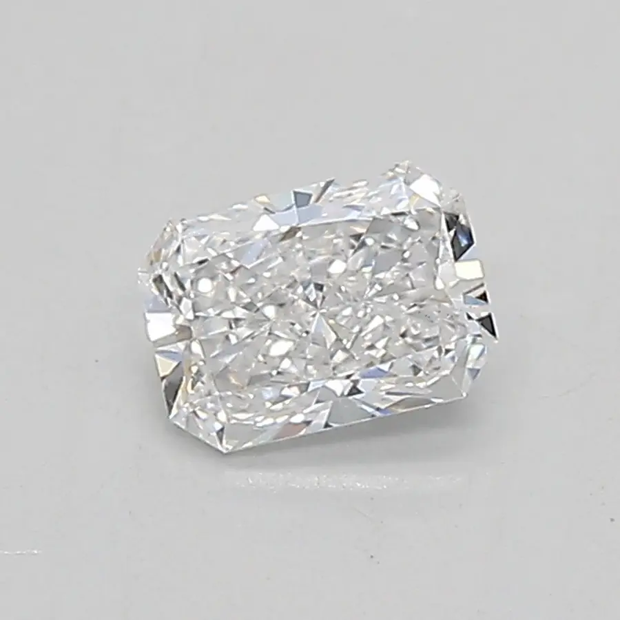 0.37ct D VS1 Radiant (IGI)